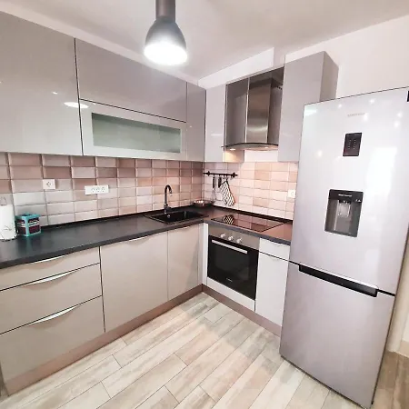 Appartement Mikulic 2 *